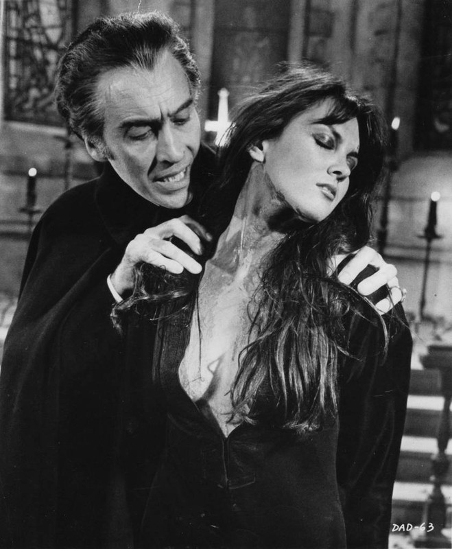 https://i.postimg.cc/cHj7npRL/chrisopher-lee-caroline-munro-dracula-844x1024.jpg