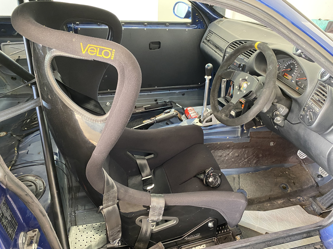 122FC6B9-B8D4-4602-BAD6-EFF5CC86BA2A