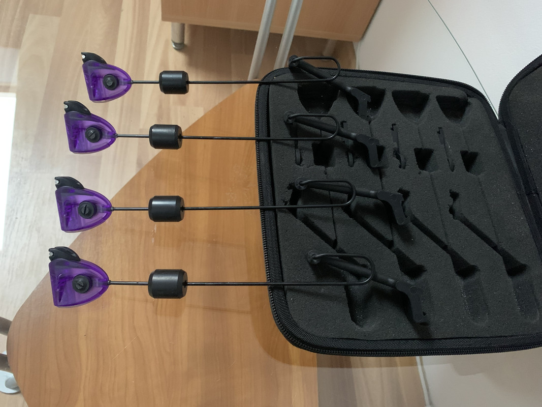 9057EEC1-6074-4C1F-967D-D36037768003