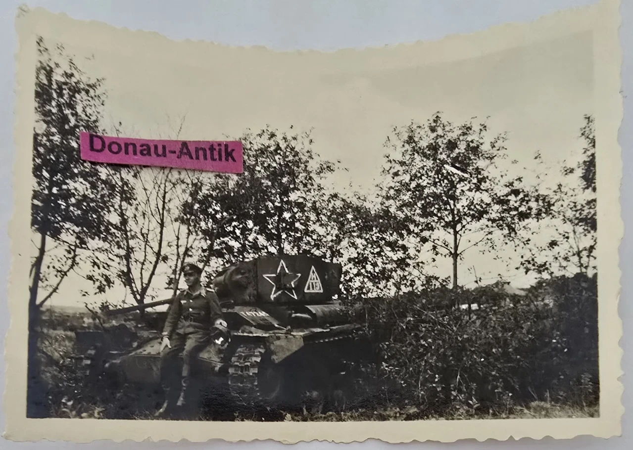 Foto Sowjetischer Russischer Panzer Tank Kennung Beute Technik Wehrmacht Ww2