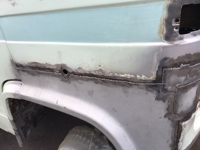 CCF2A47E-CB97-46E8-810C-2136A64BAFB7