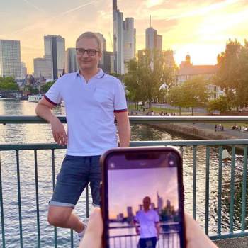 3B9552C3-F928-4B6F-A120-0A4556779BBF