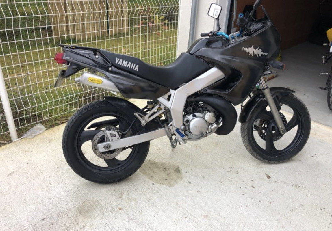 FD041DF6-0CA4-48CA-93EE-3C190BD3B625