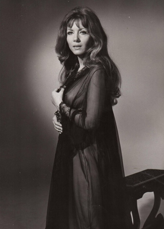 ingrid_pitt_b68