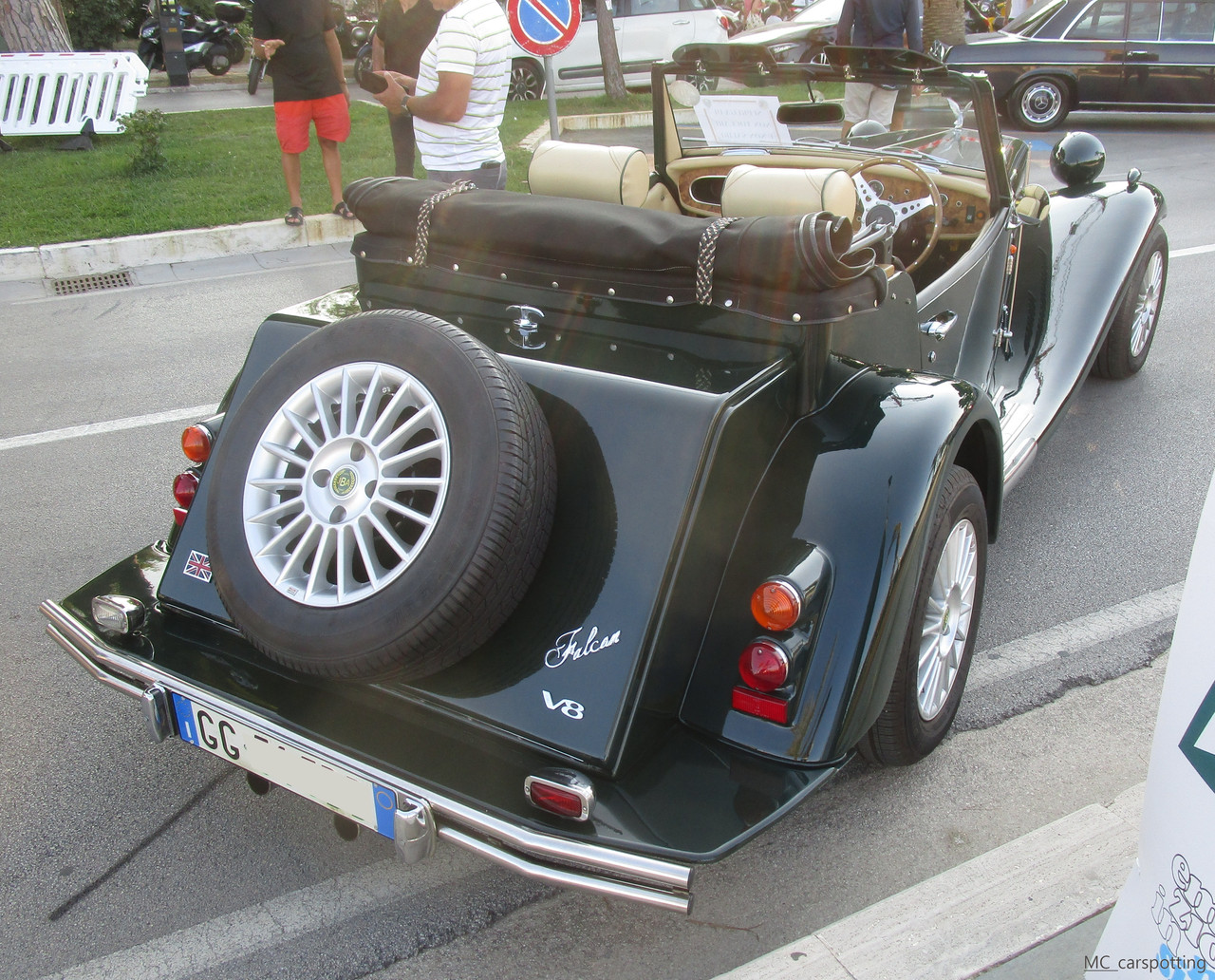 IMG-8943.jpg