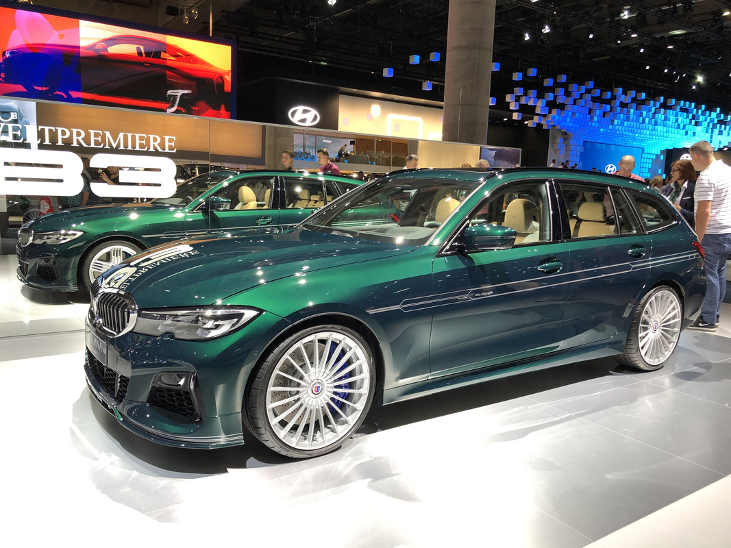 23AA11E1-89CE-494D-8FC8-2983856F3D10