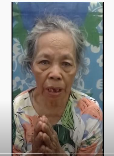 Ibunda Ade Londok menangis mintakan maaf atas semua perbuatan sang anak ke publik (YouTube Ade Londok Official)