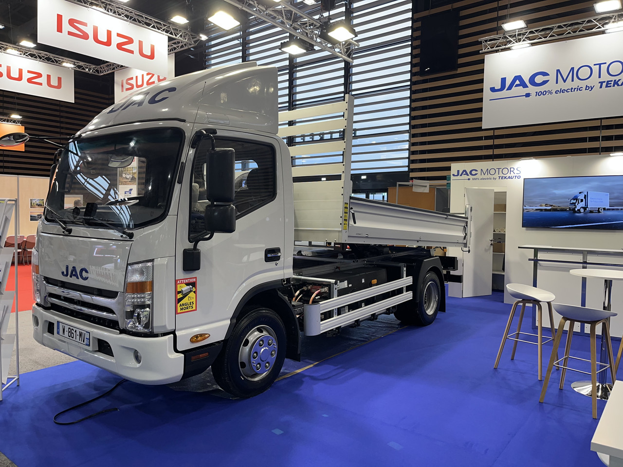 Camion benne électrique iJAC N75 pour le BTP et les espaces verts