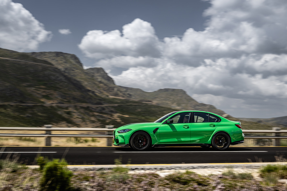 P90492671_highRes_the-all-new-bmw-m3-c