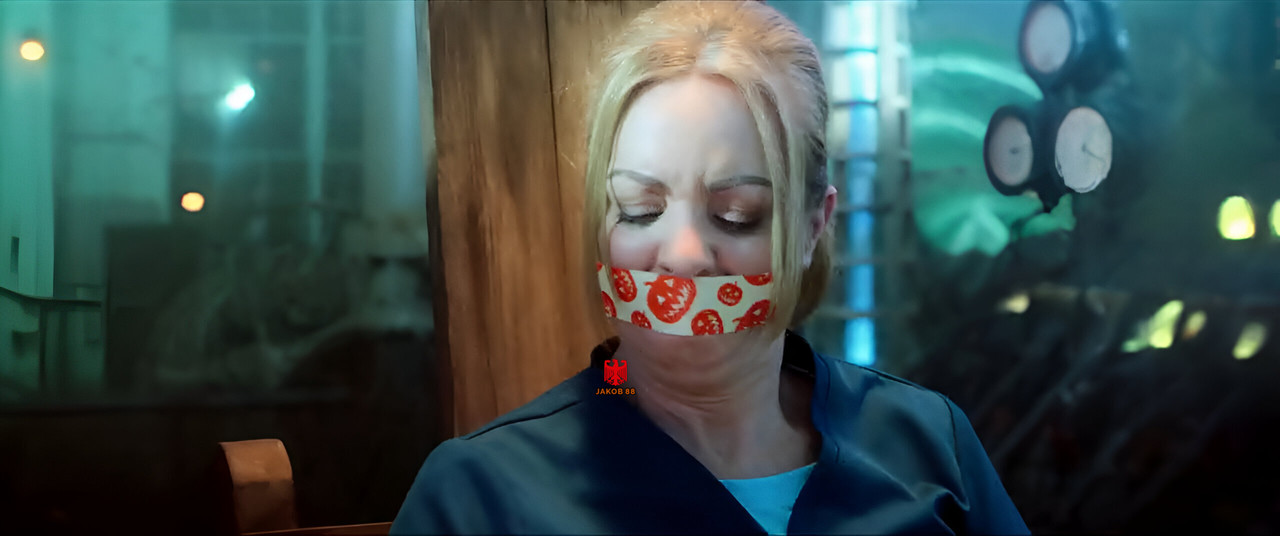 Wendi McLendon-Covey 3 - Goosebumps 2 Haunted Halloween 2018