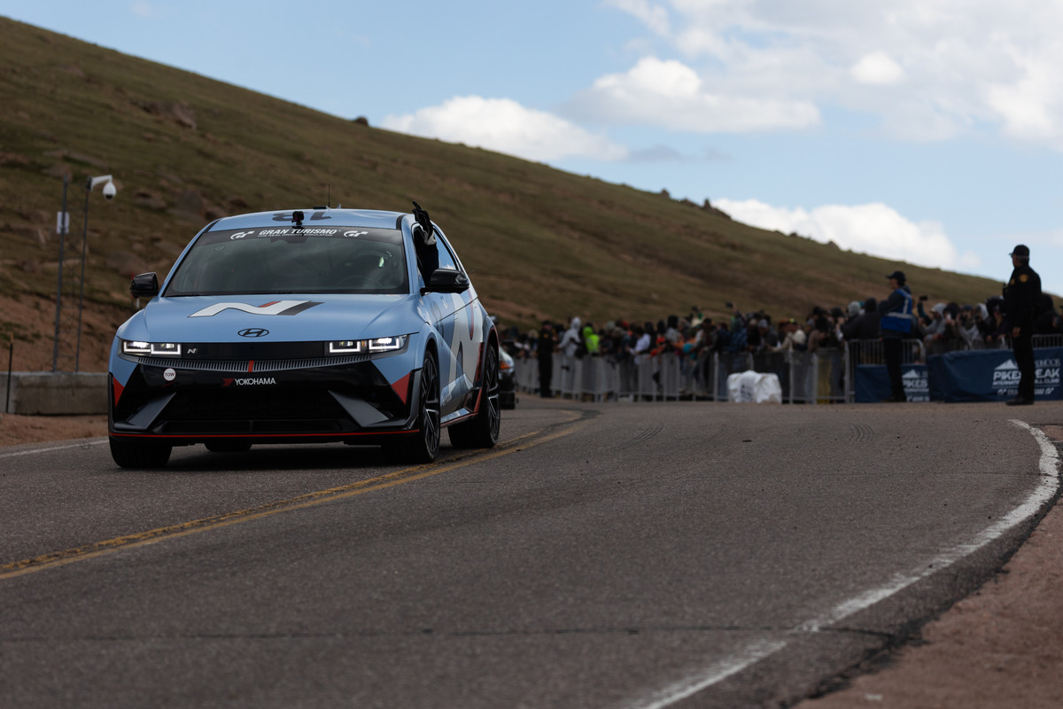 60170-HyundaiMotorsIONIQ5NSetsBenchmarkforCrossoverEVsatPikesPeakInternationalHillClimb
