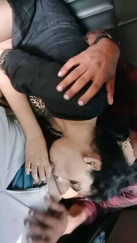 Beautiful Girlfriend Hot Boobs Kisssing Giving Blowjob & Fucking Hard By Bf In Car 4Videos+Shot 12 SHOT-9.jpg
