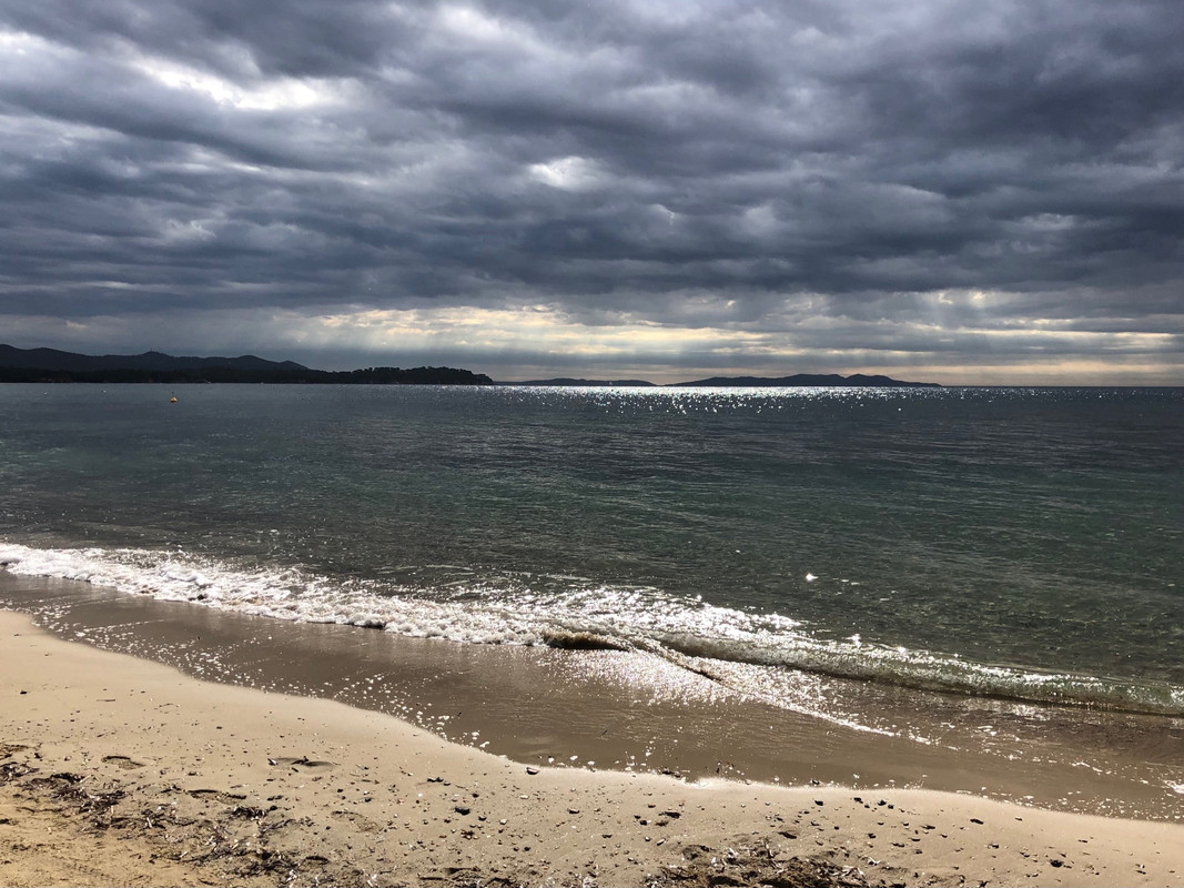 7E4AAF81-9F5C-4D5E-8ABE-BB5F5F7CE19D