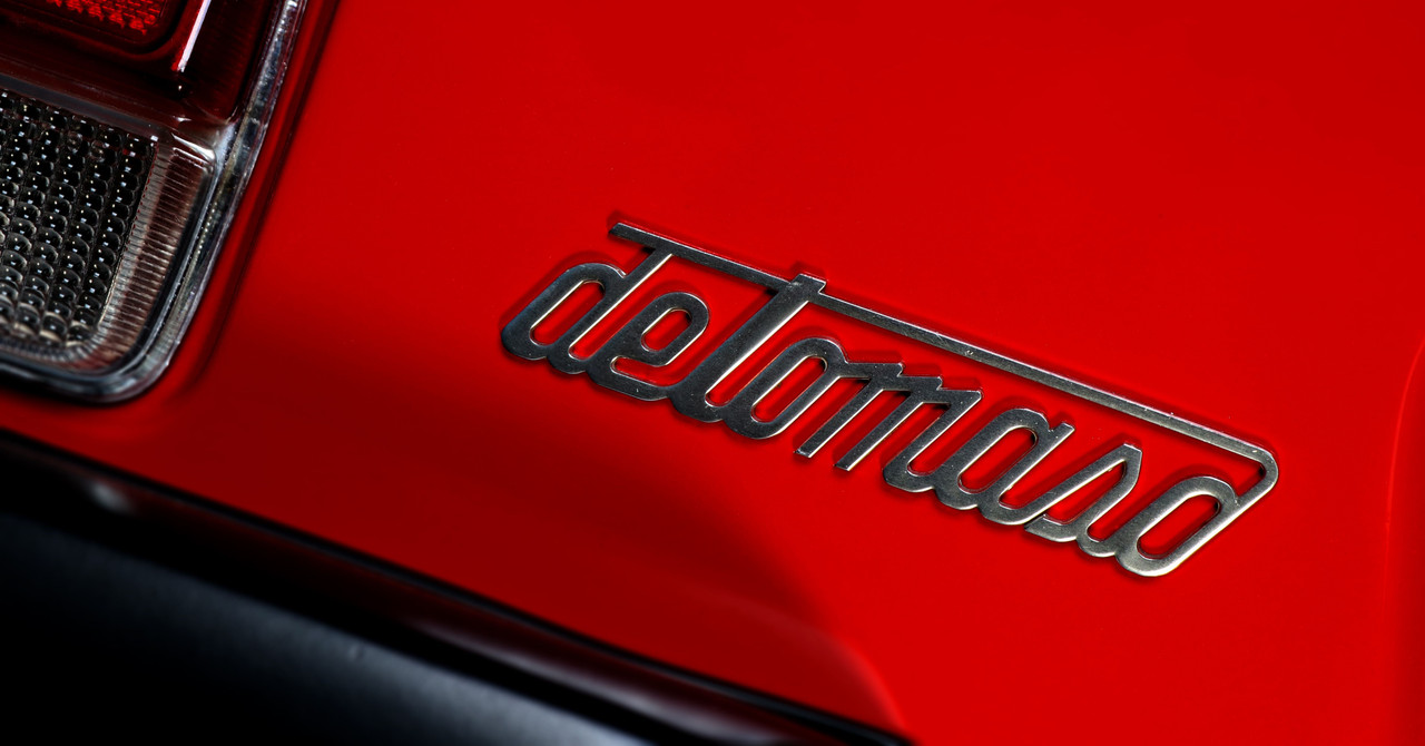logo de tomaso1