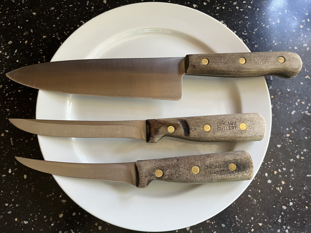 2 Chicago Cutlery Knives- 42S - 8 Chef Knife and 66S Carving Slicing Knife