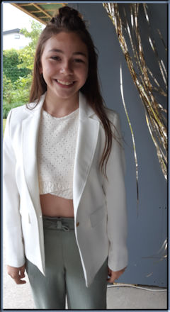 Lara-Communie-verkleind