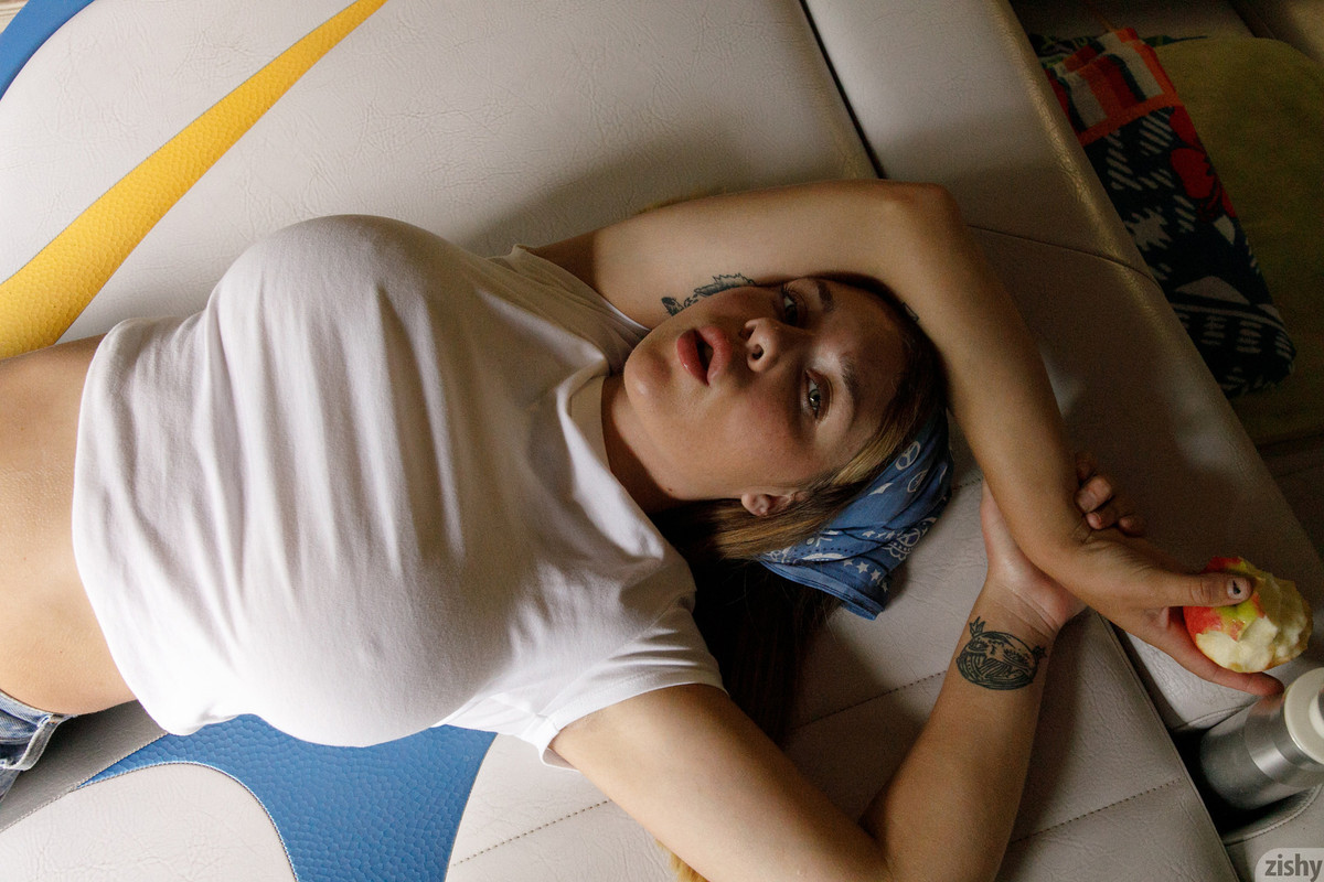 full_017_0291081940082402