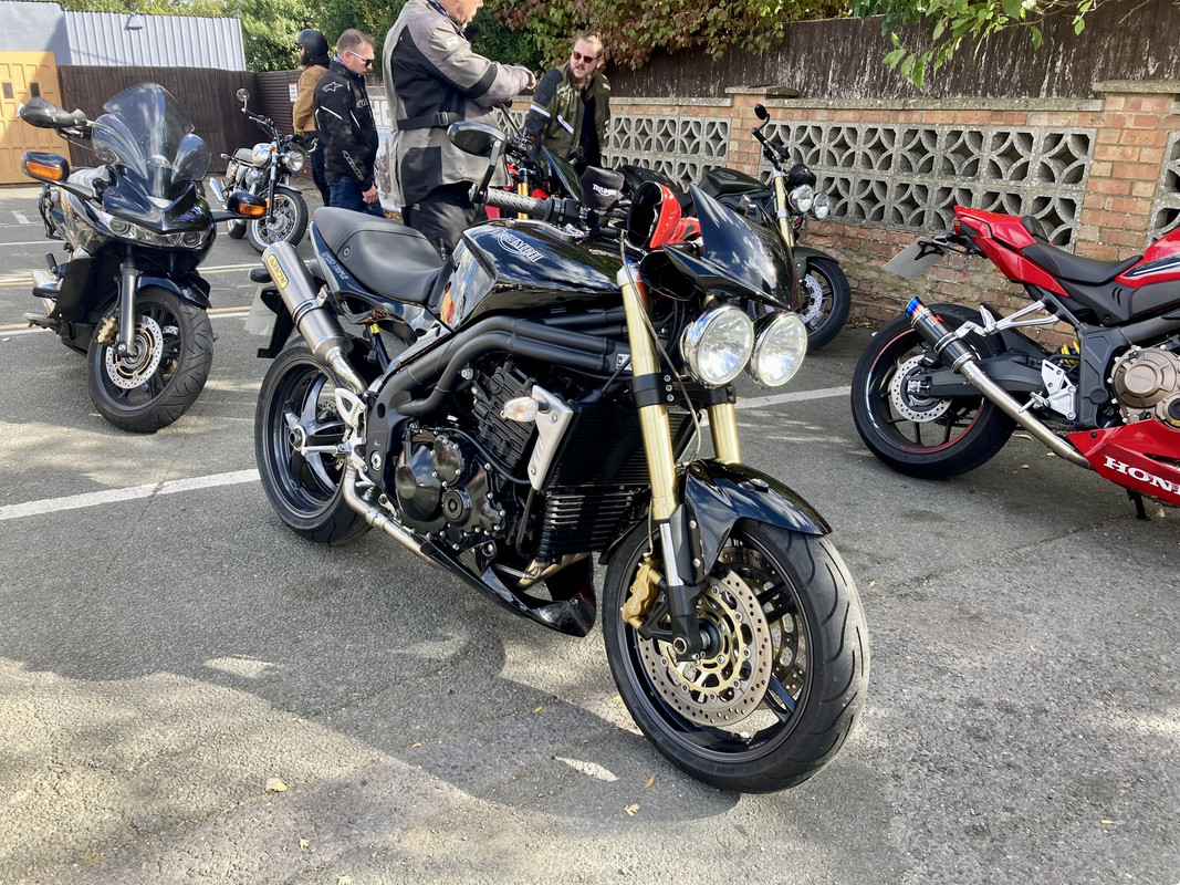 8CBFA04D-9094-41D4-BD15-F7E11DA06A7F