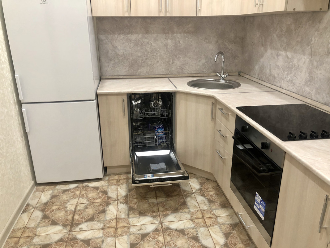 FE1CC302-D915-41EC-9B47-22065E2278C2