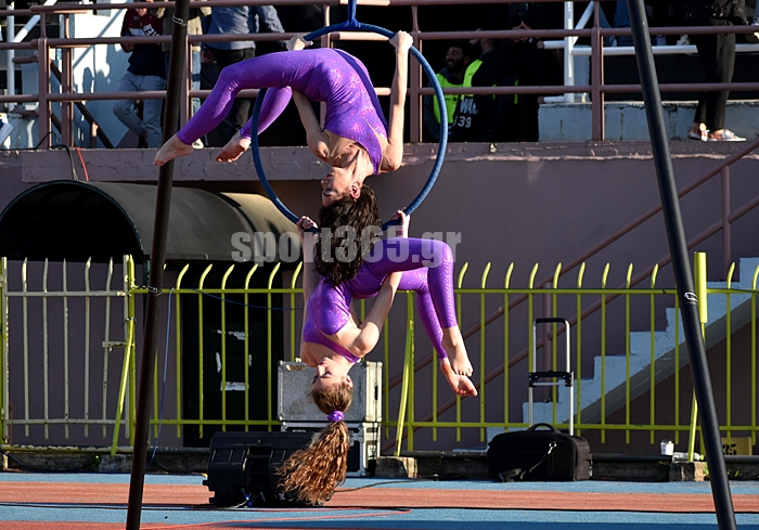 , &Tau;&epsilon;&lambda;&iota;&kappa;ό&sigmaf; &Kappa;&upsilon;&pi;έ&lambda;&lambda;&omicron;&upsilon; &Mu;&epsilon;&sigma;&sigma;&eta;&nu;ί&alpha;&sigmaf;: &Phi;&omega;&tau;&omicron;&rho;&epsilon;&pi;&omicron;&rho;&tau;ά&zeta; &alpha;&pi;&omicron; &tau;&eta;&nu; &Pi;&alpha;&rho;&alpha;&lambda;ί&alpha;