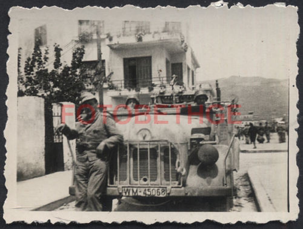 1944 Steyr TYP 1500 A01 Marine Kübelwagen Zwilli