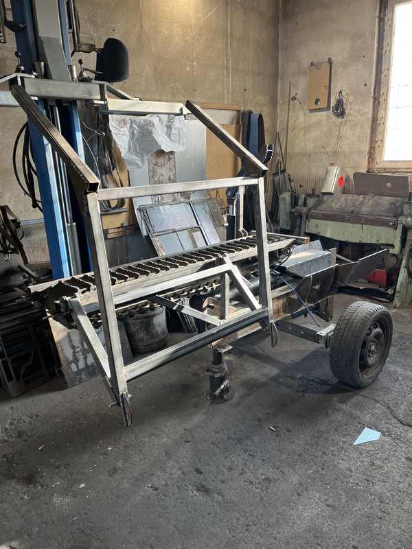 50770550-65DB-4FA7-BC84-38CF324D782C