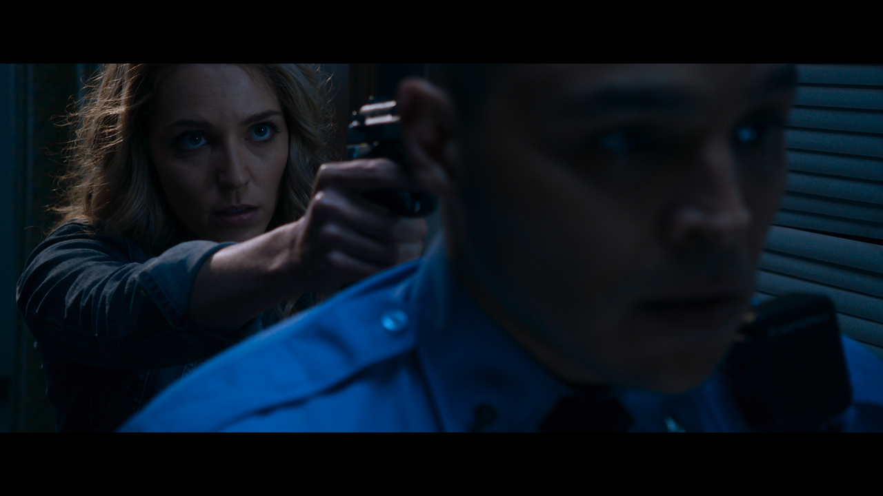 Happy.Death.Day.2U.2019.2160p.UHD.BDRemux.DTS-HD.MA.HDR.DoVi.Hybrid.P8.by.DVT.mkv_snapshot_01.22.14_