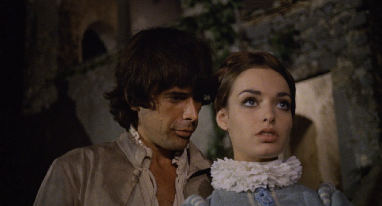 vlcsnap-2020-12-06-20h55m17s738