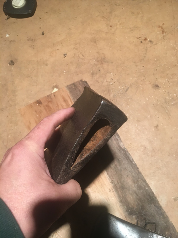 577AFF50-0512-4E15-BB32-16CF1036A98E