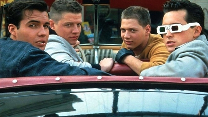 AMAZING-STORIES-BACK-TO-THE-FUTURE-1-FOTOR.jpg