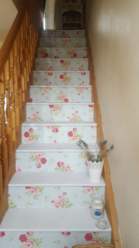 pink-flowerstairs.jpg