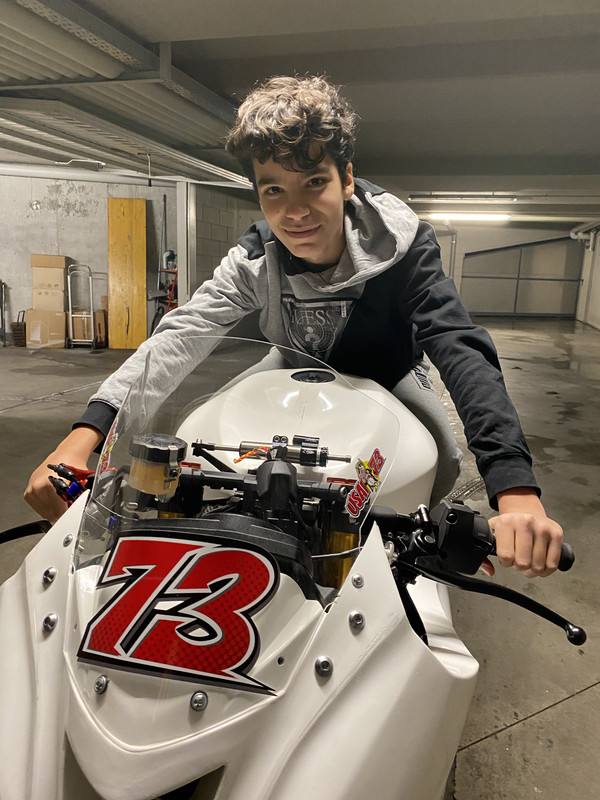 BFE25D2B-C1ED-405E-A1E5-751520B75DFC