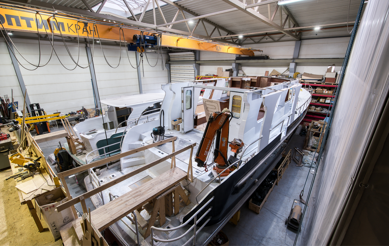 Производство яхты