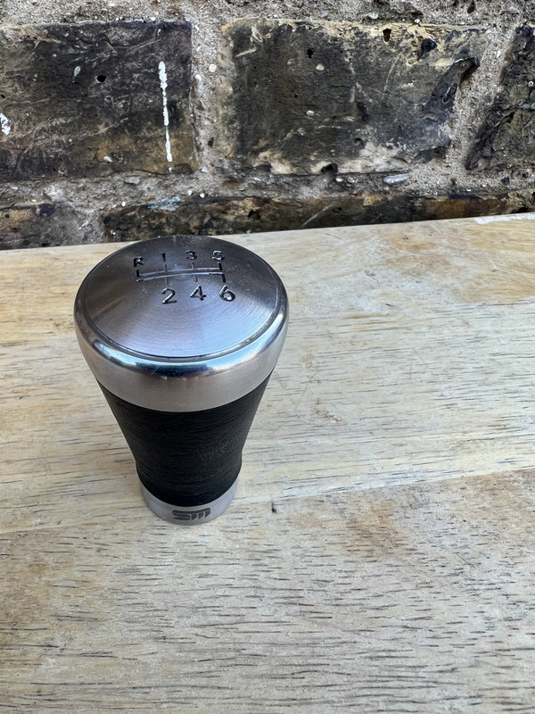 A08952B7-B045-490E-9DC9-01230BEFB328