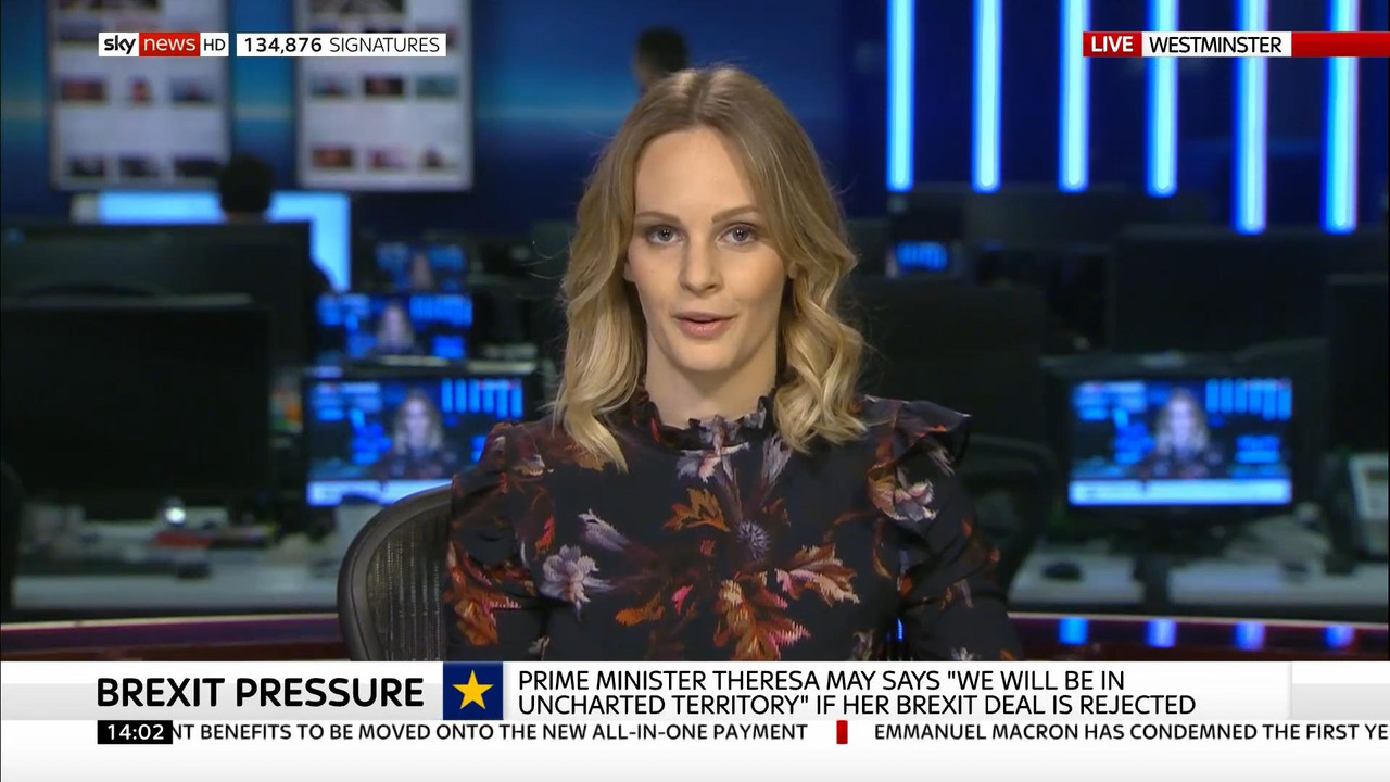 06 January - 14.00.00 - Sky News. Live coverage of main weekend 