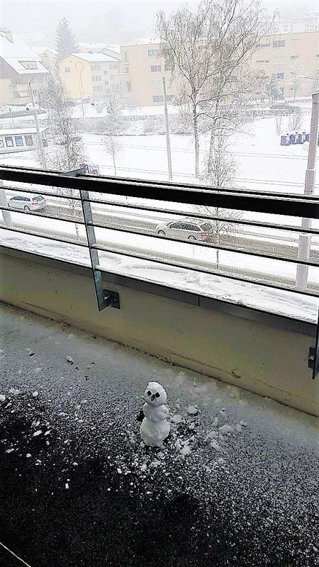 https://i.postimg.cc/cJBMzWHv/ba-wanek.jpg