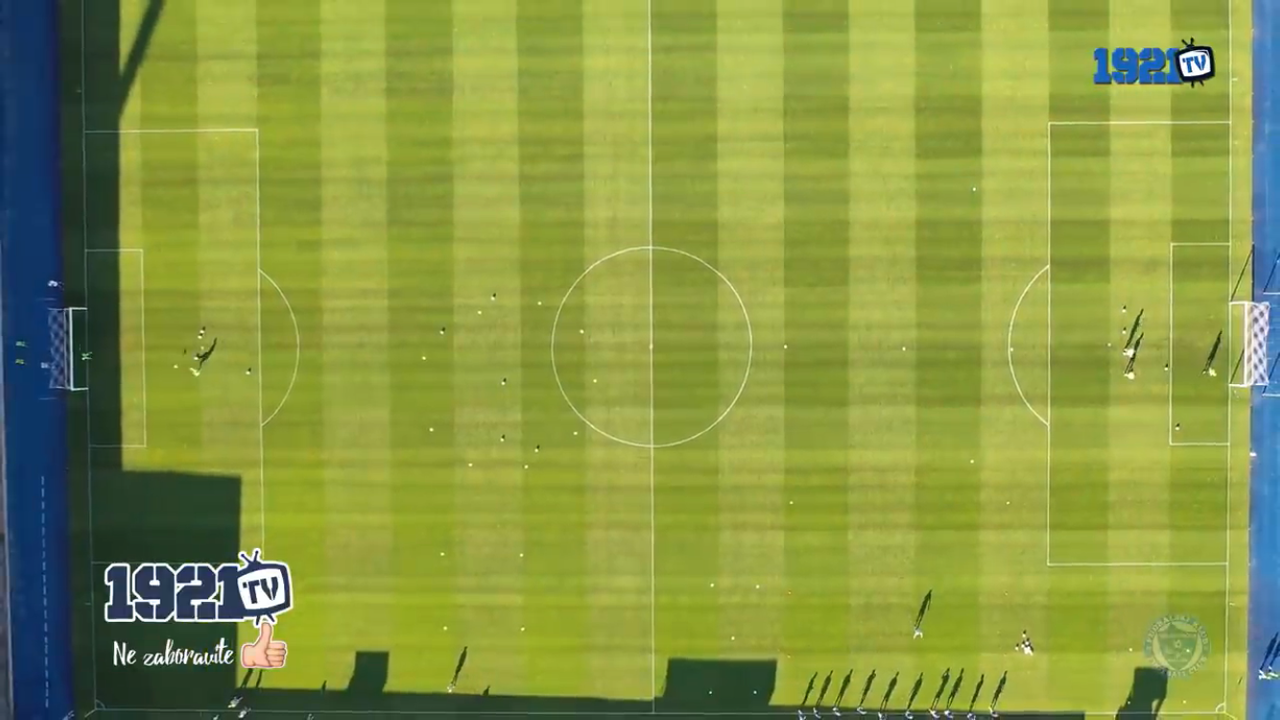 27F39774-D55F-459B-A82E-BA9F3890A7CE