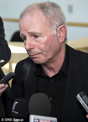 EF7701AE-E351-4FDA-B9A6-1ECACA558020