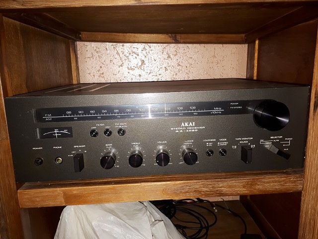 Akai AA-1020 Negro Akai1020