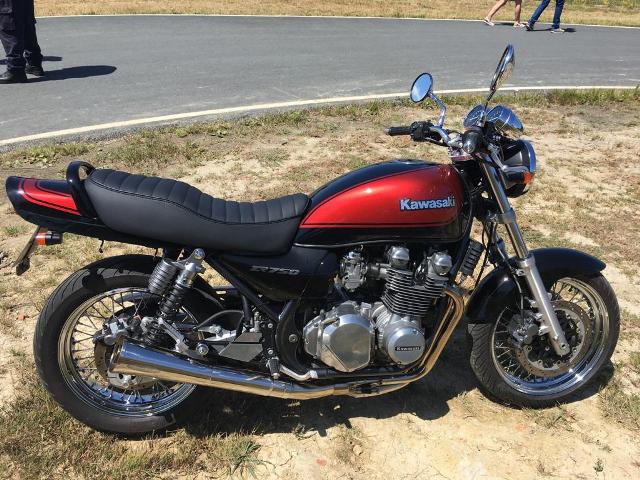 HONDA - Honda CB750 o Kawa Zephyr 750 ¿Qué opinas? A