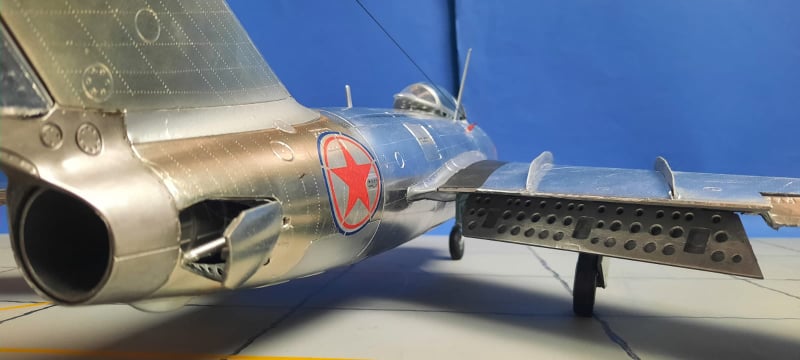MiG-15bis (early) 1:18 finished - Ready for Inspection - Large