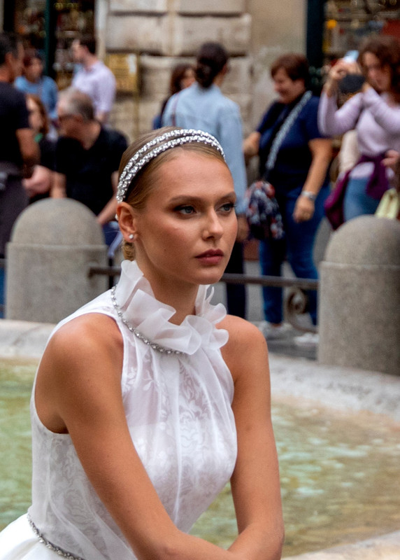 _27A0243-MODELLA RUSSA-1_1