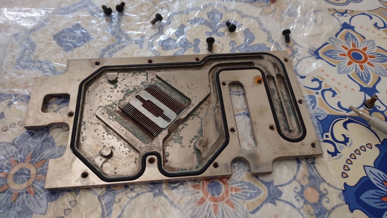 -5891111589011111363_121