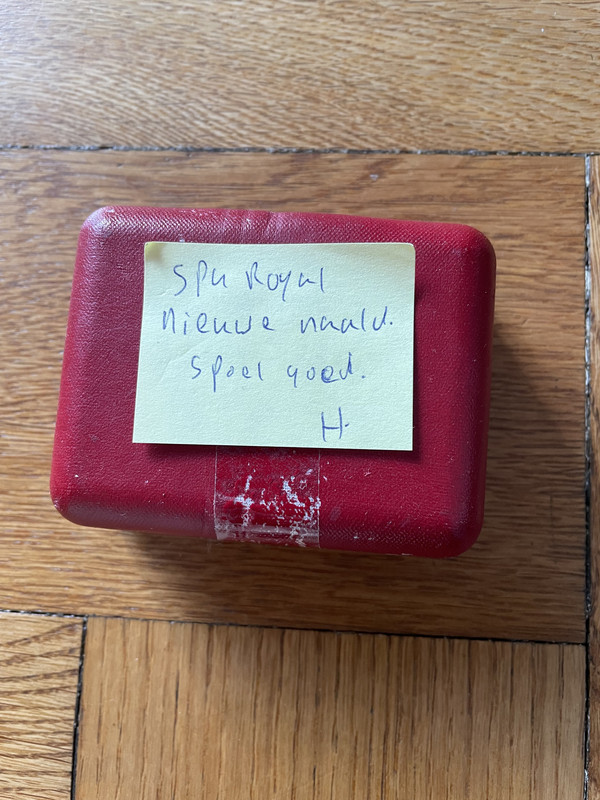 6D5B0611-04BB-4ABB-BC37-94756BC8E4C1