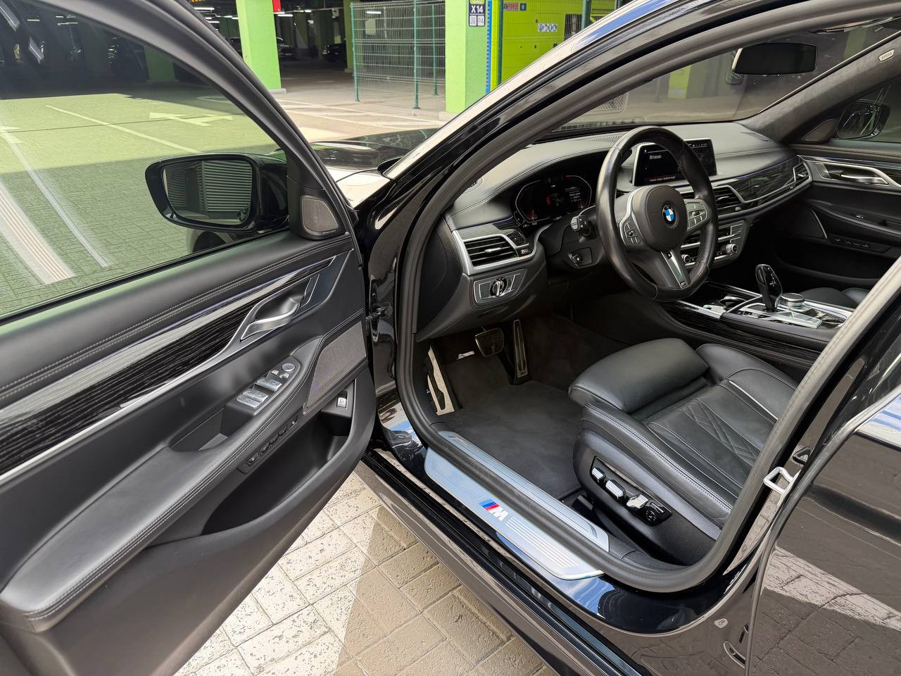 BMW 740d — фото 5
