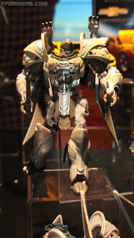 MORE Transformers Showroom Images Trypticon, Tit