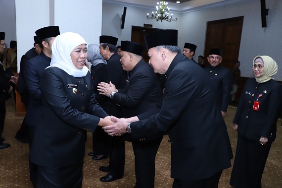 Gubernur Khofifah Lantik 20 Pejabat Eselon II di Lingkup Pemprov Jatim
