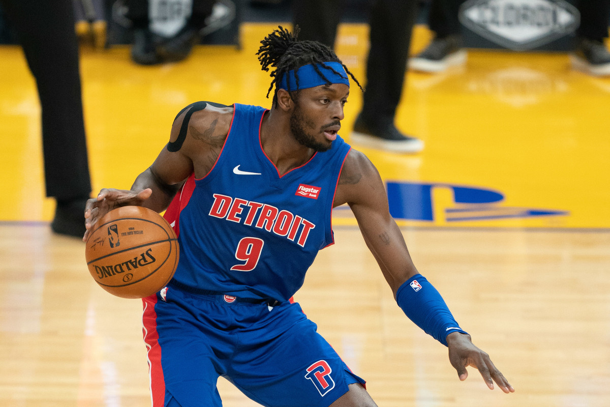 Los Angeles Lakers negocian por Jerami Grant