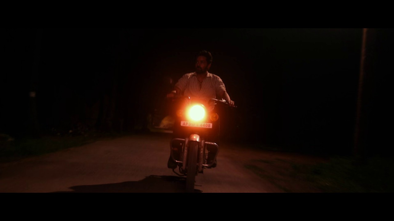 Mangalavaaram-2023-WEB-DL-Hindi-Telugu-1080p-8bit-HEVC-DD-5-1-ESub-mkv-0002