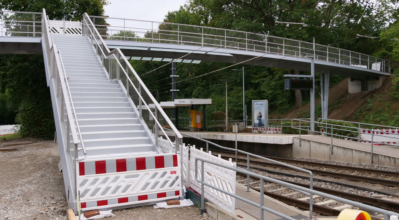 [Bild: 030825-121232b.jpg]